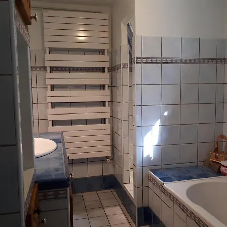 Le Perchoir Des Pyrenees Guest house *