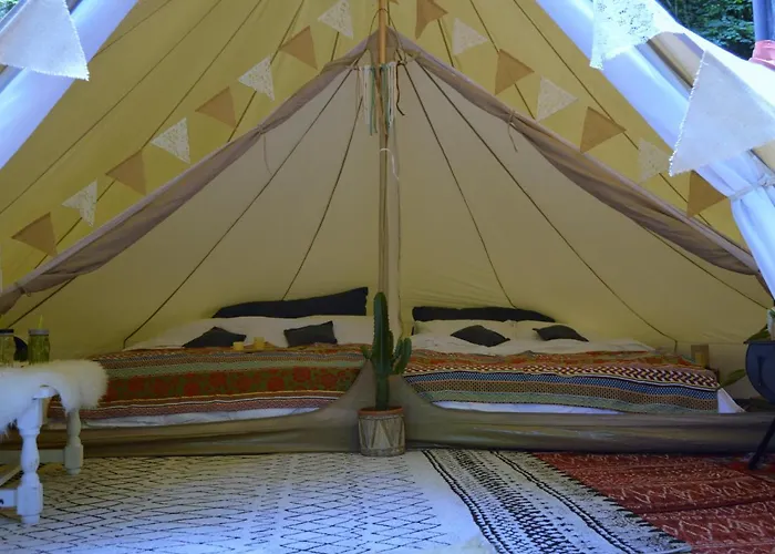 Gasthuis Le Perchoir Des Pyrenees Gerde